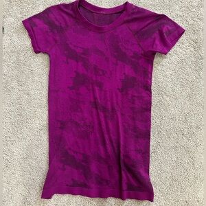 Pink Athleta short sleeve athletic top size XS